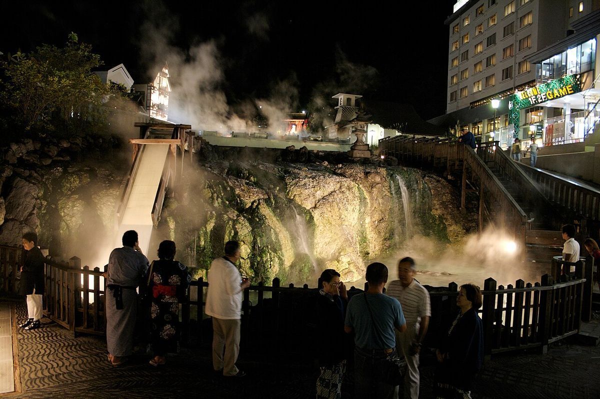Kusatsu Onsen Yubatake night illumination view