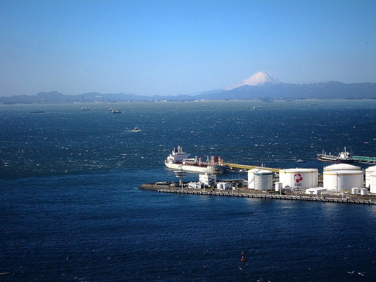 千葉港塔眺望千葉港、東京灣